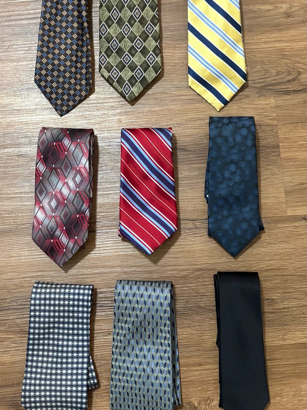 Men’s Necktie Lot of 9 Mixed Patterns Striped Geometric Business Dress Ties - Picture 2 of 11
